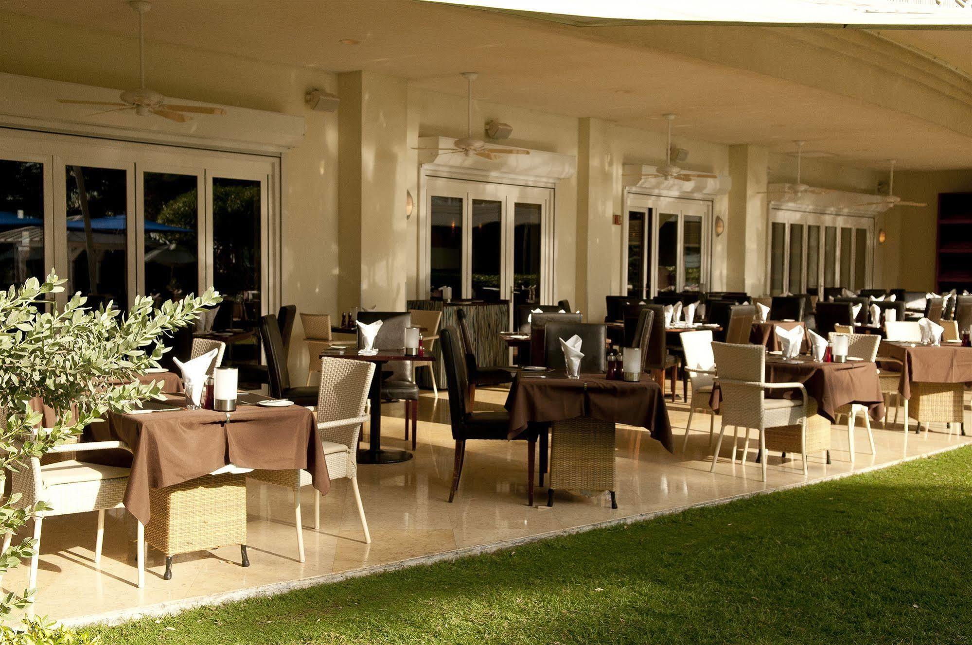 Caribbean Club Boutique Hotel, Grand Cayman Dog City Eksteriør bilde
